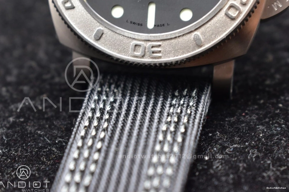 Submersible FastDry Horn PAM984 1:1 Edition Clone P.9010 Mike 996 Best Strap VSF on Nylon Black Dial Black 0124